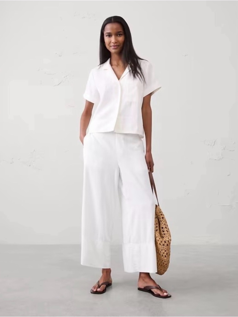 Banana Republic White Linen Blend Wide-Leg Cropped Pants Large
